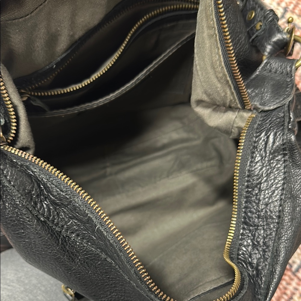 Liebeskind Black Leather Women's Crossbody Bag - Picture 4 of 13
